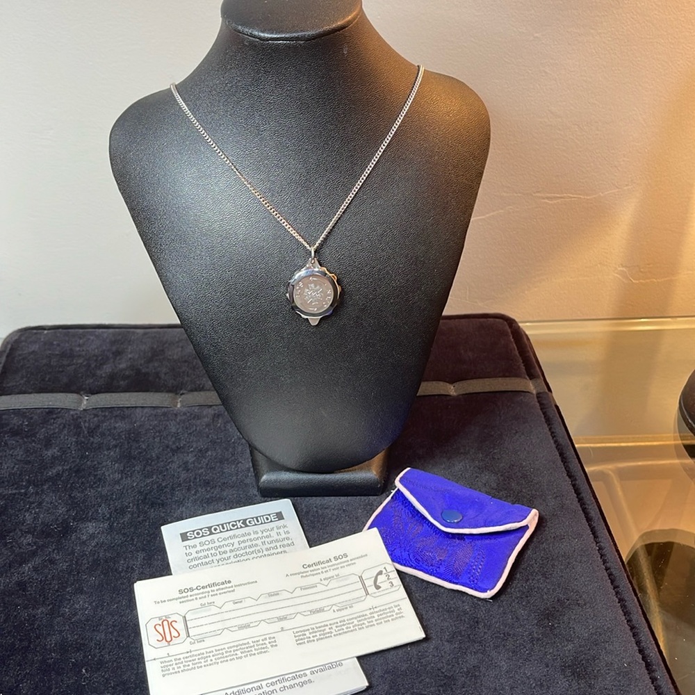 SOS Necklace Ladies Mens Medical Stainless Steel Emergency/alert Talisman Silver